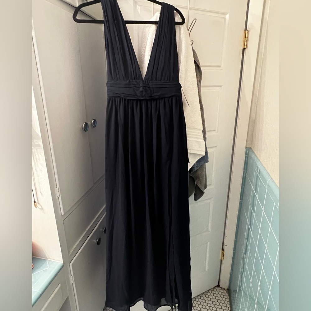 Brand new Lulus navy gown